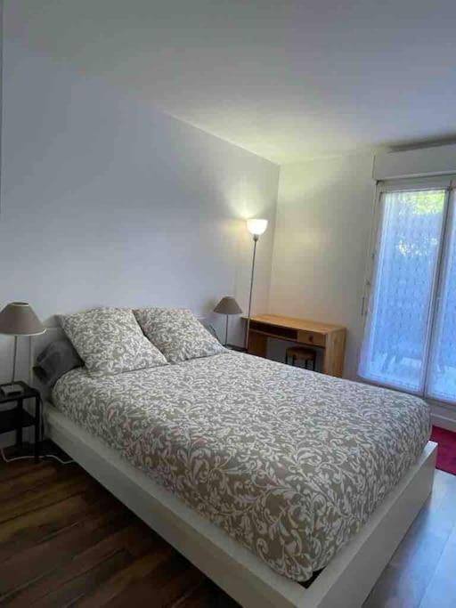 Ferienwohnung Noisy-Le-Grand Centre : Proche Disneyland Et Paris Exterior foto